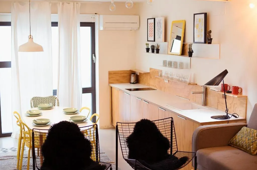 Apartment Style & Design Suite Seville